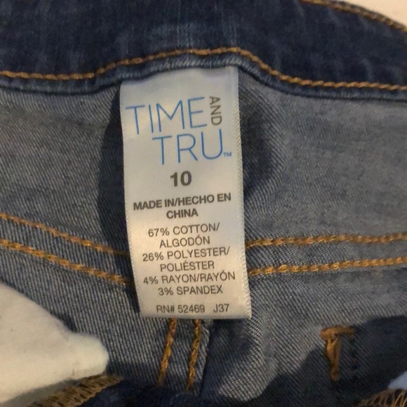 Blue Jean shorts - Picture 2 of 7